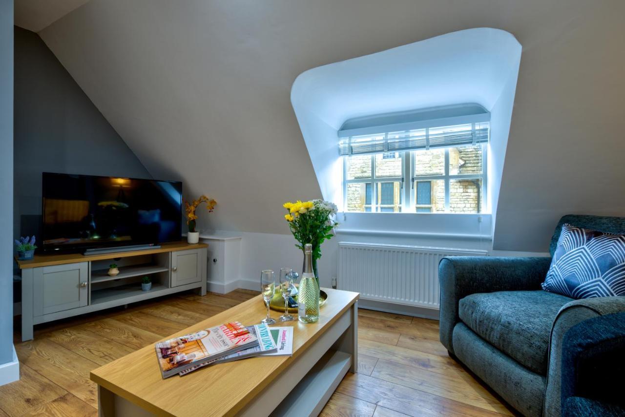 Stamford Central Stay - Stylish 2-Bed Apartment With Wifi Exteriör bild