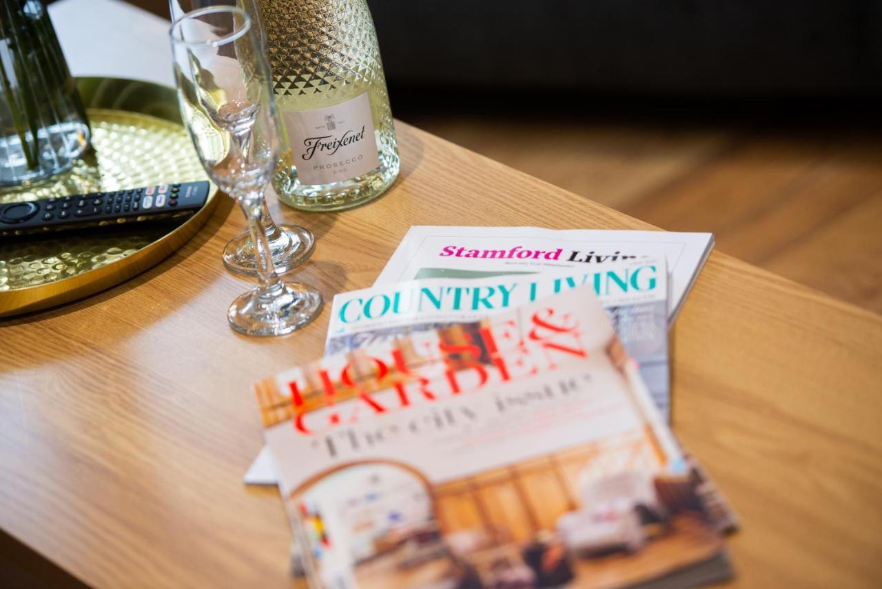 Stamford Central Stay - Stylish 2-Bed Apartment With Wifi Exteriör bild